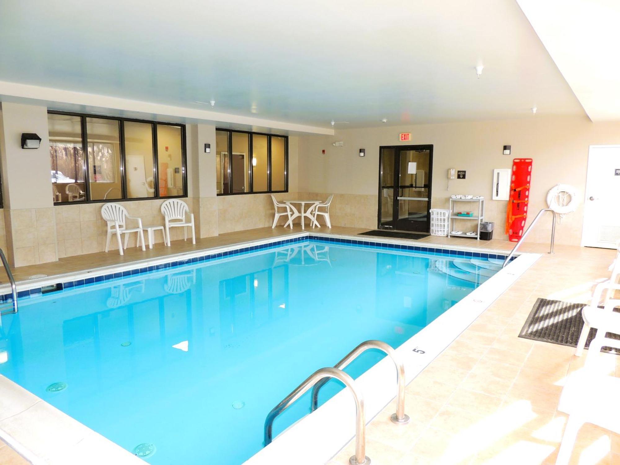 Comfort Suites Twinsburg Εξωτερικό φωτογραφία