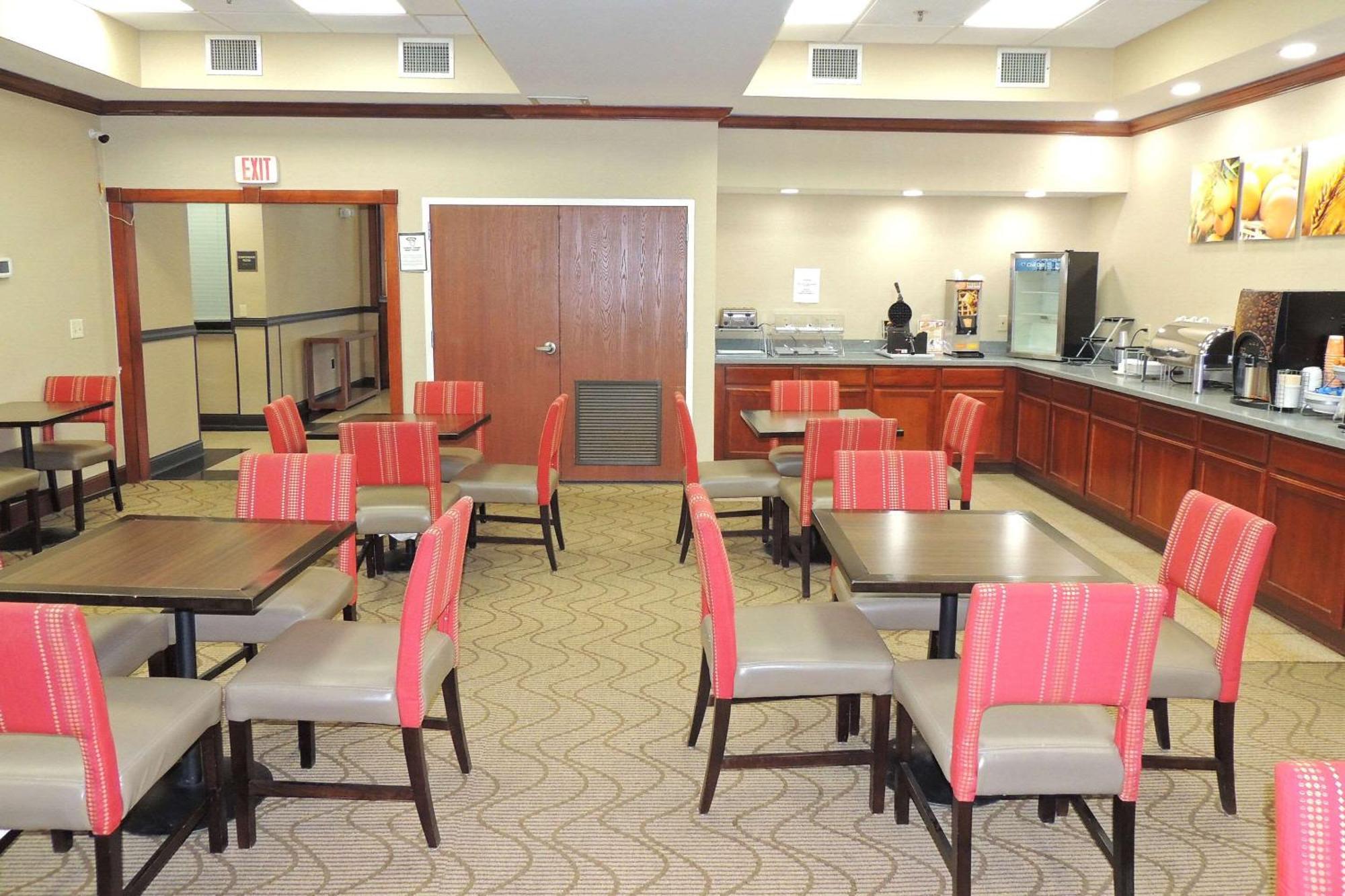 Comfort Suites Twinsburg Εξωτερικό φωτογραφία